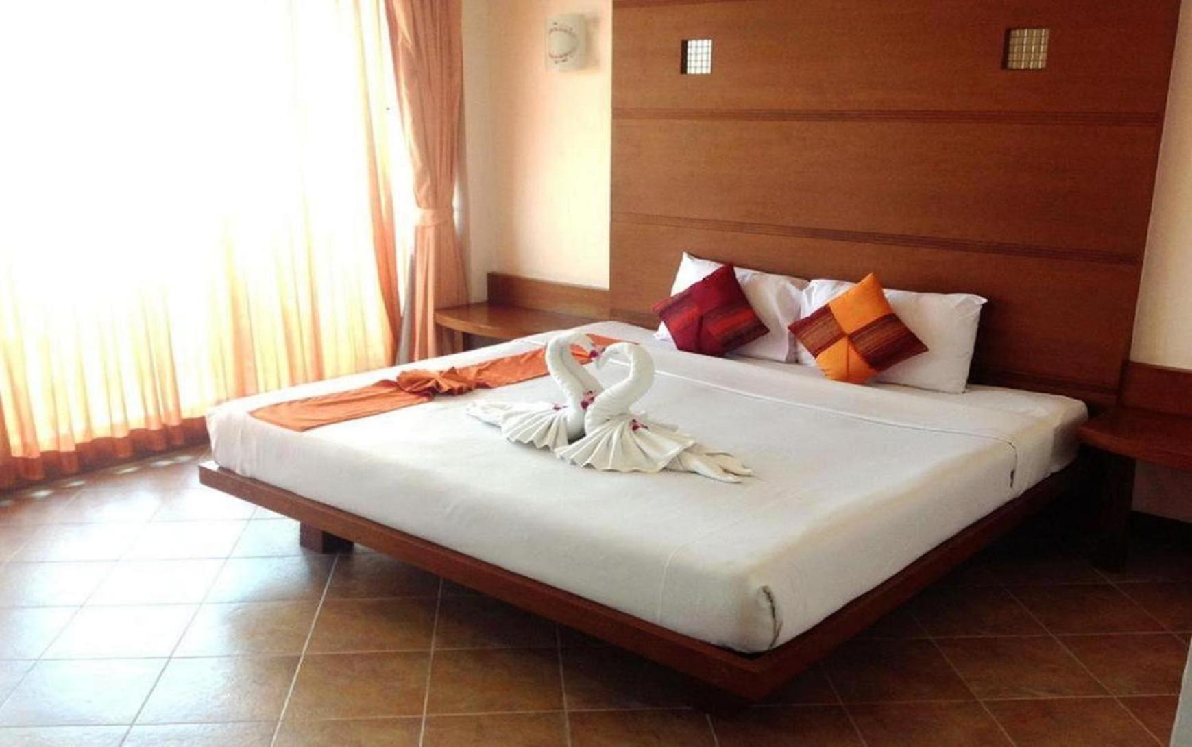 Loft Hotel HHQ